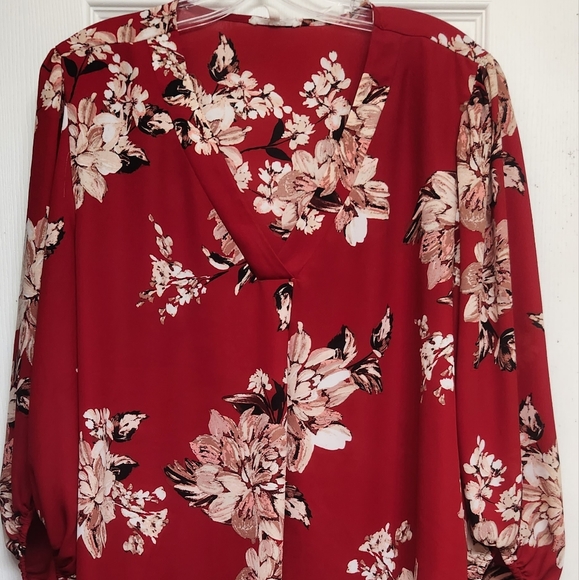 NWOT Red Floral Print Blouse - Picture 1 of 8